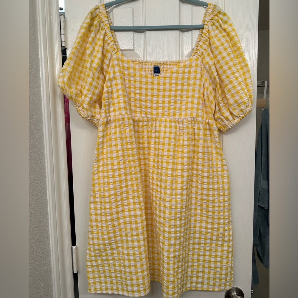 Yellow gingham puff sleeve mini dress